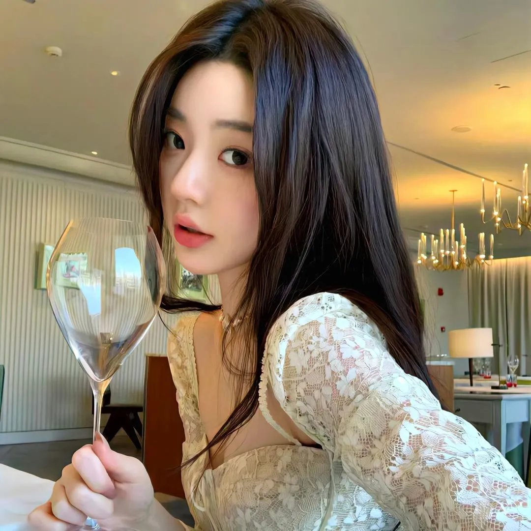 特别的她